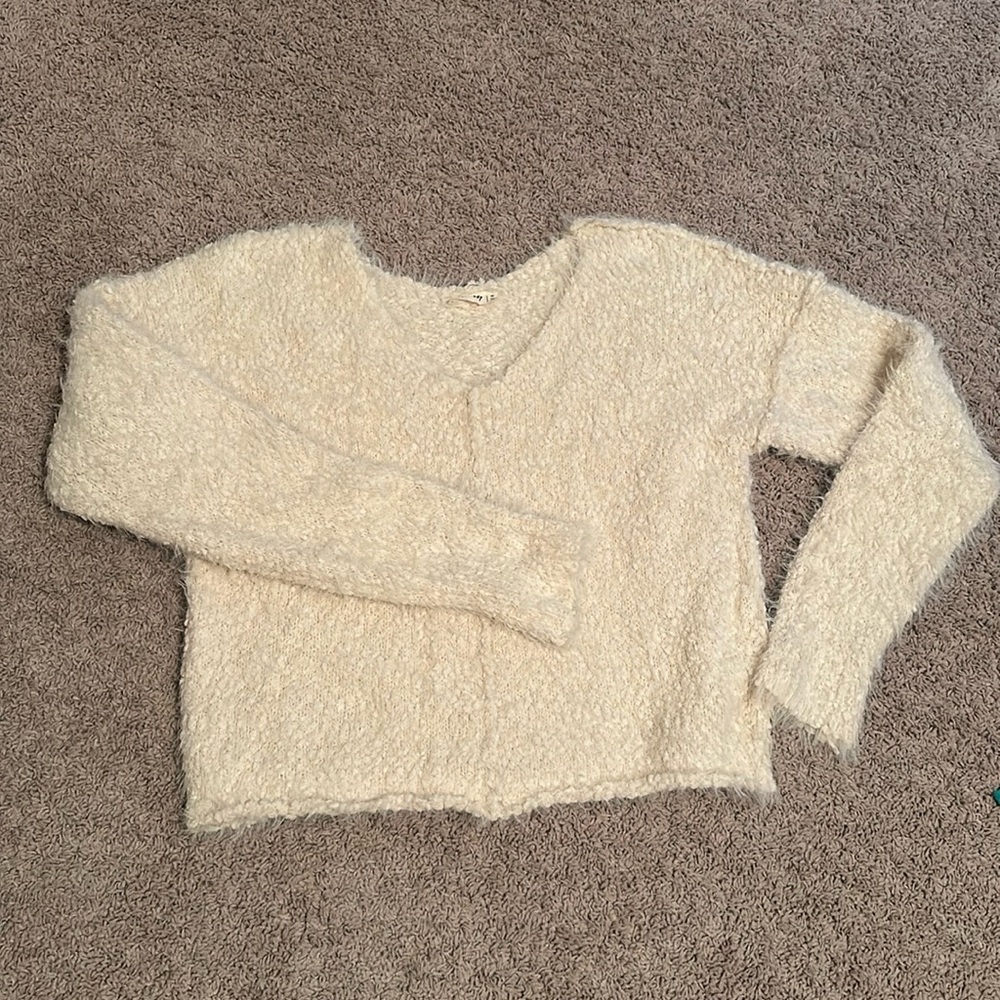 Boutique Sweater-cream color-so soft! Medium. Like new